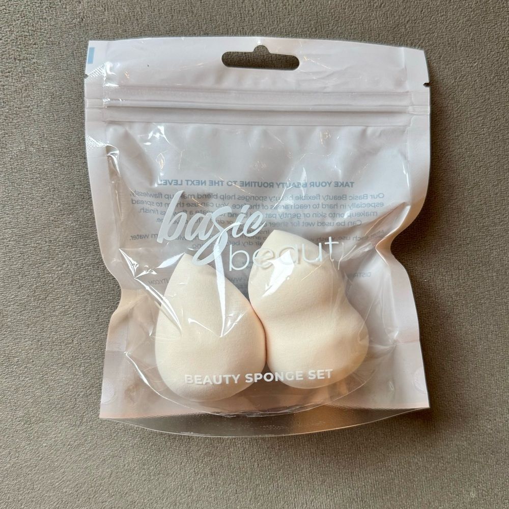 New ✨ Basic Beauty beauty sponge applicator 2 piece set